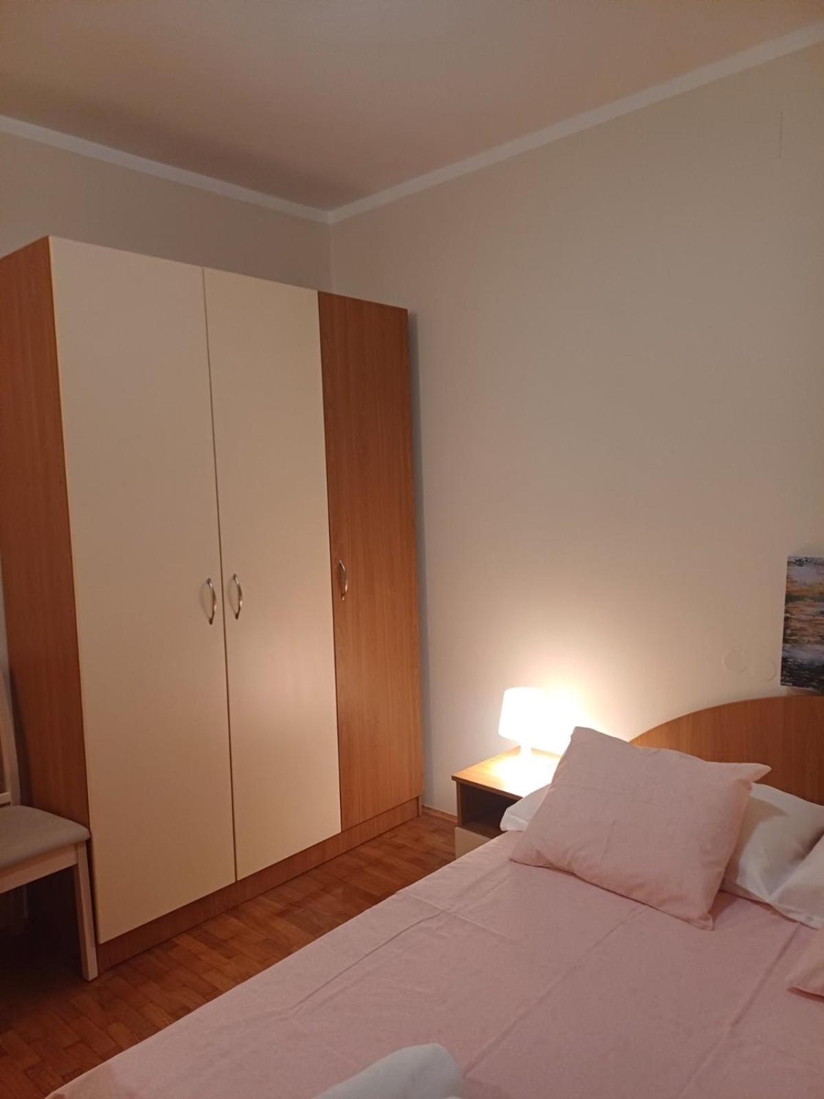 Tomulic Jasna I Miljenko Apartment Supetarska Draga Ngoại thất bức ảnh