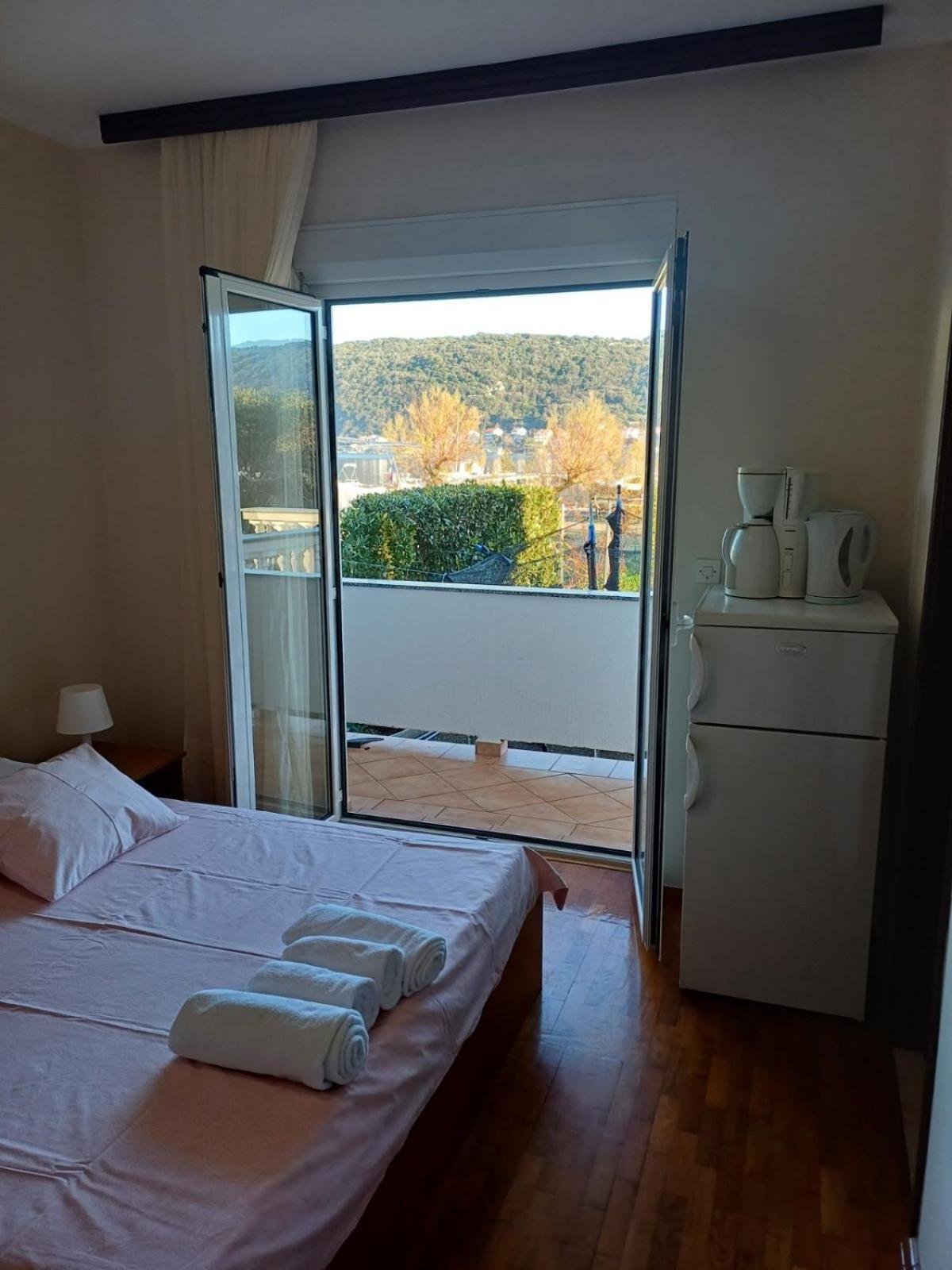 Tomulic Jasna I Miljenko Apartment Supetarska Draga Ngoại thất bức ảnh