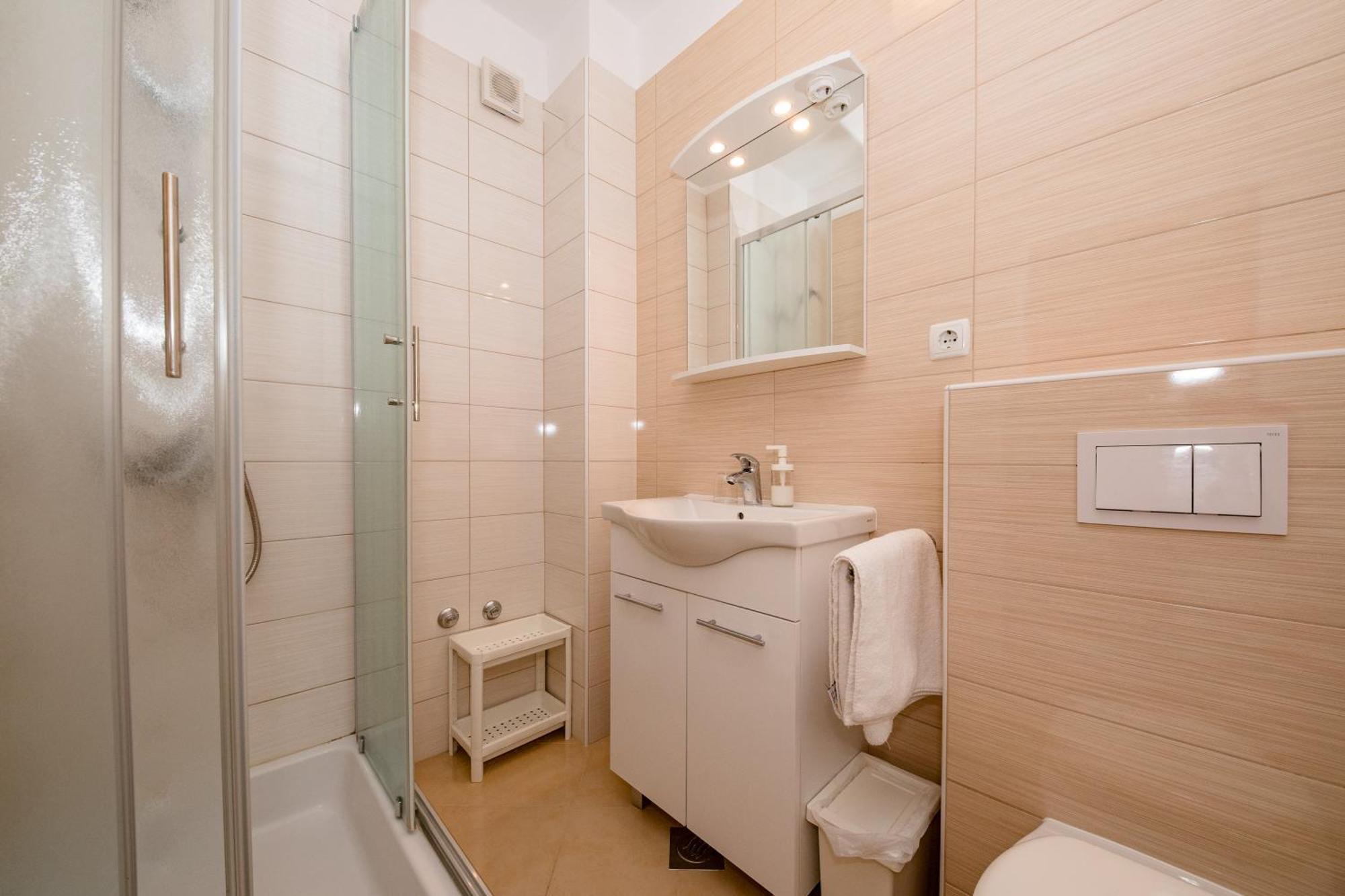 Tomulic Jasna I Miljenko Apartment Supetarska Draga Ngoại thất bức ảnh