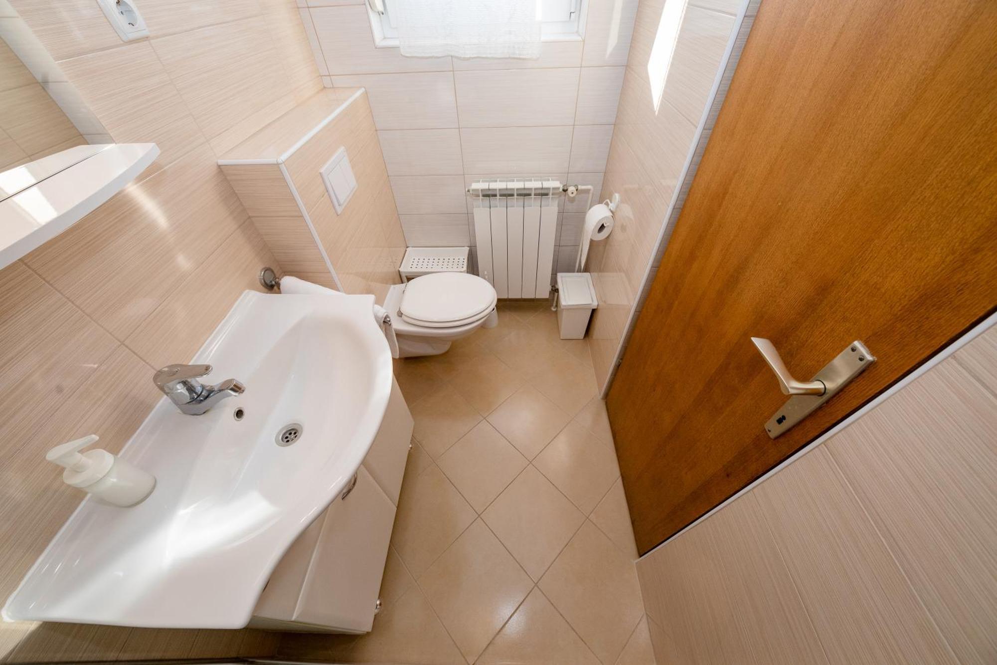 Tomulic Jasna I Miljenko Apartment Supetarska Draga Ngoại thất bức ảnh