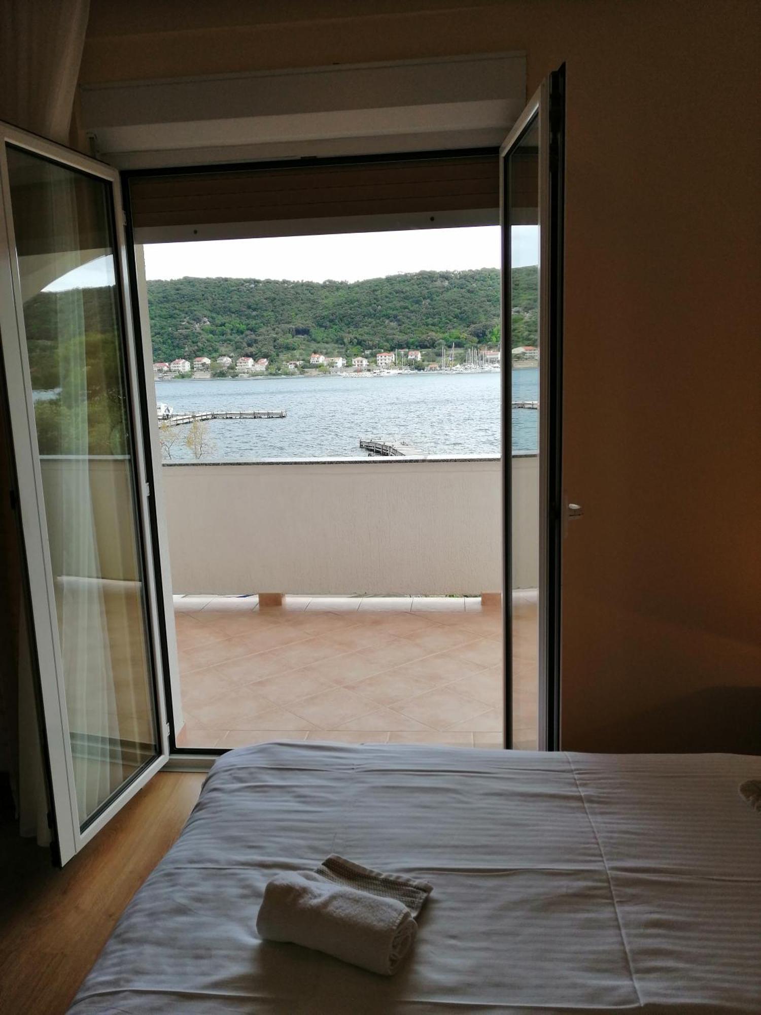 Tomulic Jasna I Miljenko Apartment Supetarska Draga Ngoại thất bức ảnh