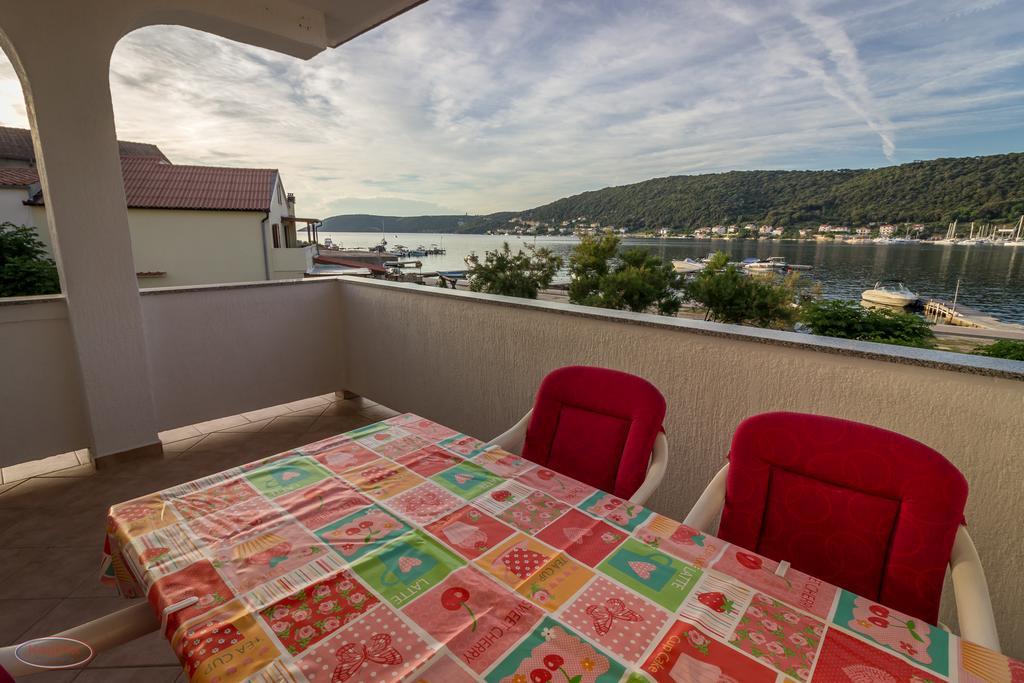 Tomulic Jasna I Miljenko Apartment Supetarska Draga Ngoại thất bức ảnh