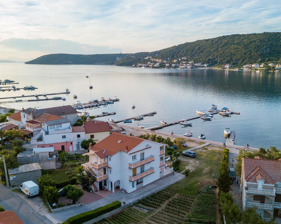 Tomulic Jasna I Miljenko Apartment Supetarska Draga Ngoại thất bức ảnh